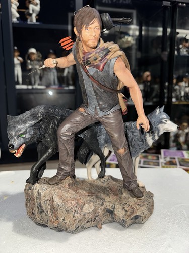 The Walking Dead TWD Gentle Giant Daryl Dixon with Wolves Statue ARTIST PROOF 