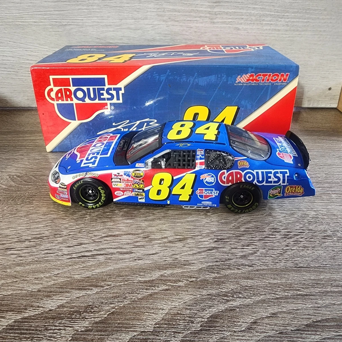 Action Racing Collectables カイル・ブッシュ kyle-busch-100-career-nascar-