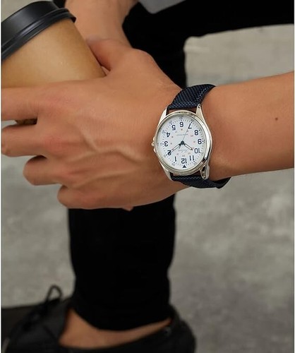 CITIZEN Q&Q Falcon White Blue Field Watch QB38-314 Quartz Military Nylon Band - Picture 5 of 19