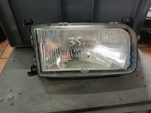 VW Passat 35i Hauptscheinwerfer Frontscheinwerfer rechts HELLA 133480-00