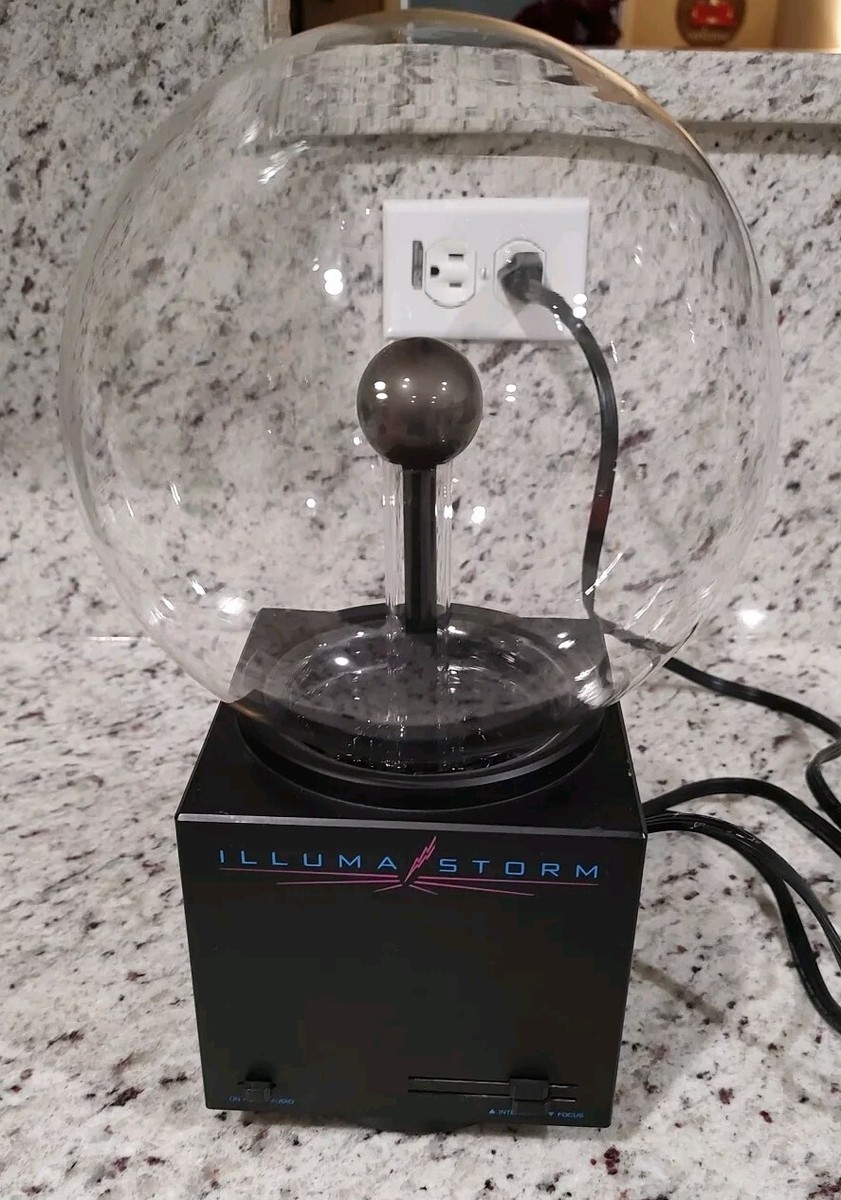 Vintage Illuma Storm Plasma Ball Globe Light 14-In Reacts To Vintage Illuma Storm Plasma Ball Globe Light 14-In Reacts To