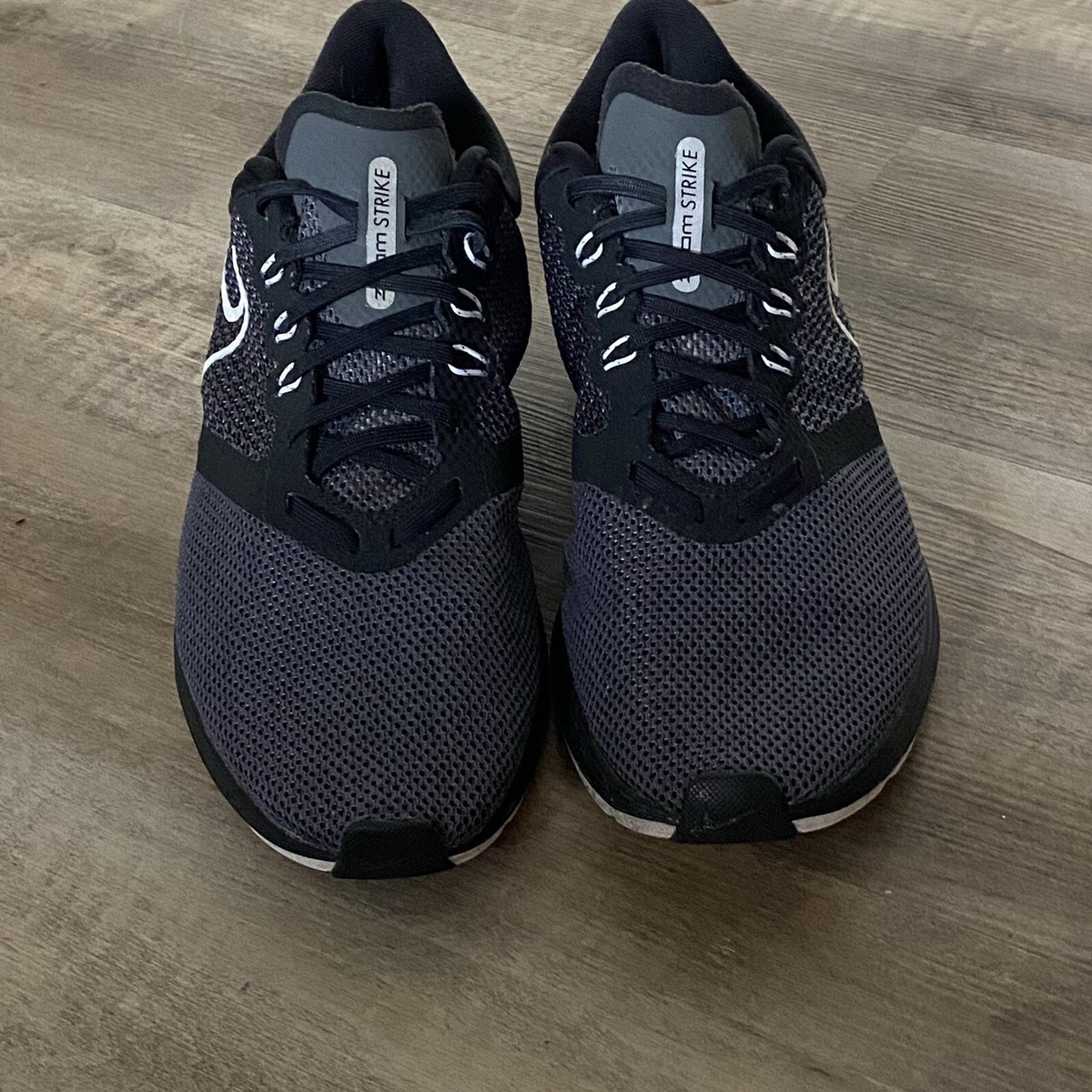 nike zoom strike 2018