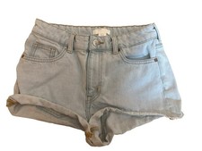 H M Light Wash Denim High-Waisted Cutoff Shorts US 6 100 Cotton Casual Summer