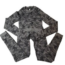 Gymshark Adapt Camo Set XS Black Camo Crop Top Leggings Thumbholes Seamless