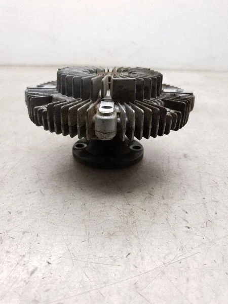 Toyota Tacoma 1998 2,4 L 4 cilindros embrague ventilador refrigeración  Foto 3 de 4