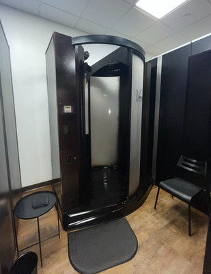 VersaSpa Automated Spray Tan Booth, Refurbished, Ready to Ship