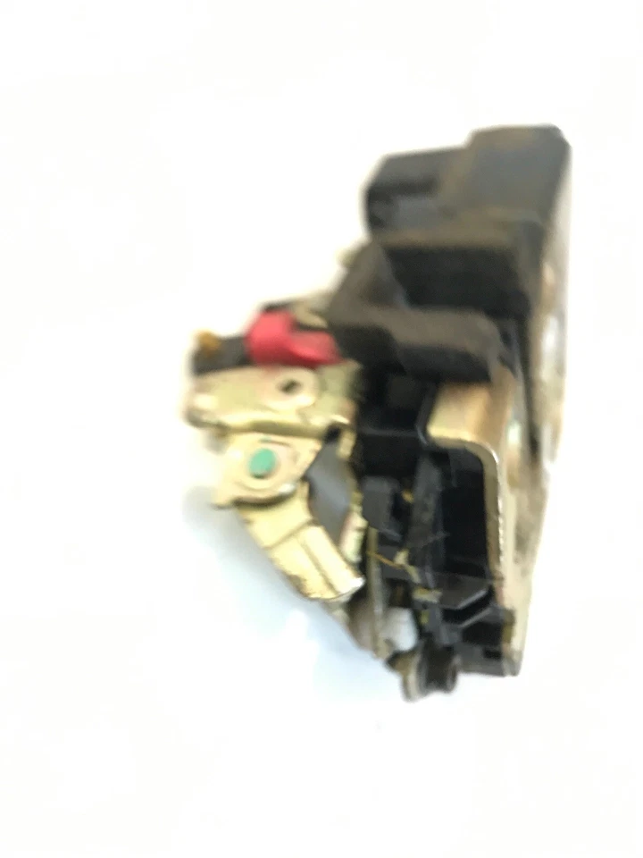 Mecanismo de bloqueo puerta delantera derecha Chrysler 300M genuino 3,5 V6 2003 - Imagen 2 de 4