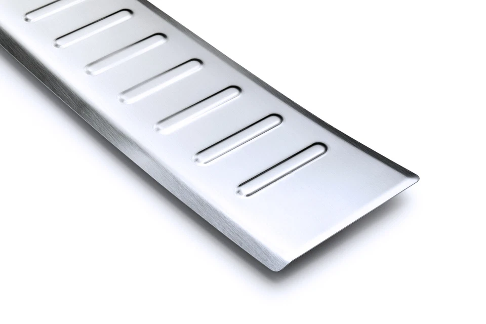 Protector de borde de carga adecuado para Volvo V60 V60 Cross Country desde 2010-01/2018 - Imagen 2 de 4