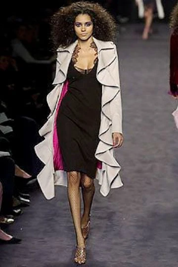 SAINT LAURENT (YSL) Abito cappotto aderente Tom Ford Runway Yves Saint Laurent lana con volant rosa polvere 34