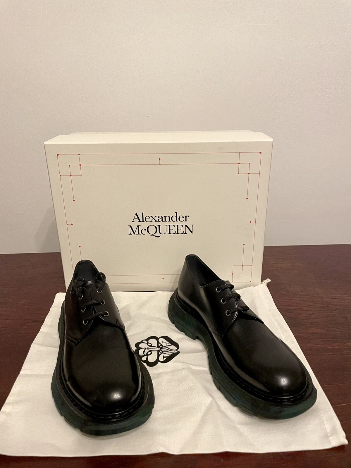 SAOLA Alexander McQueen scarpe con lacci Derby suola verde mimetico 43 IT nuove