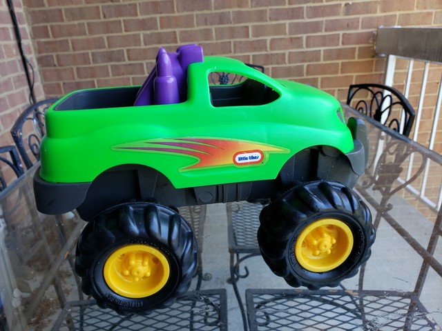 little tikes motorized car
