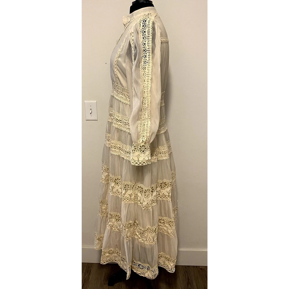 Savvy Elegance Womens Boho Maxi Cream Dress Size Medium Lace Ruffles Fairy - Image 4 of 4