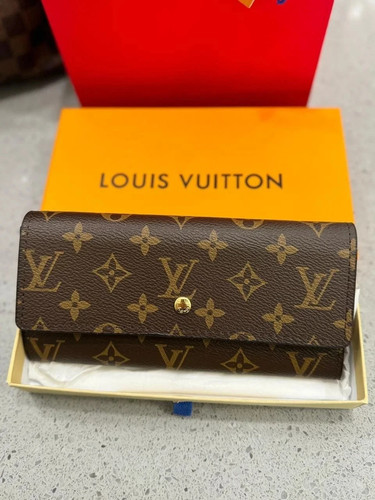 Louis Vuitton Portefeuille Sarah Long Wallet Monogram Brown Snap Closure