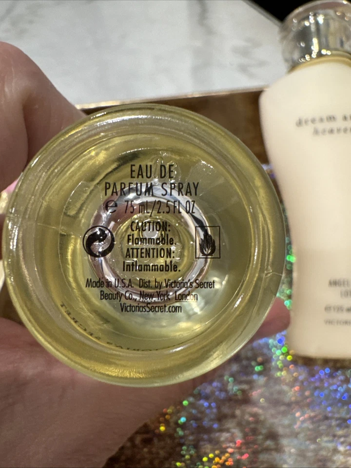NUEVO EN CAJA DE COLECCIÓN Victorias Secret DREAM ANGELS CELESTIALES Perfume Spray 2.5/Loción JUEGO DE REGALO Foto 4 de 4
