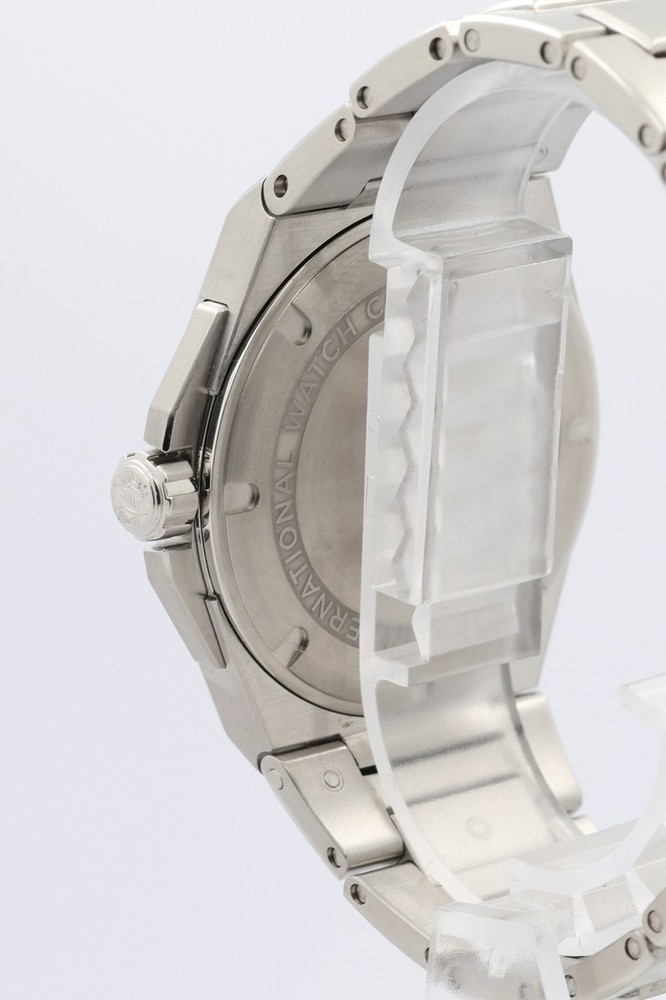 IWC Ingenieur IW323902 39 mm Black Dial