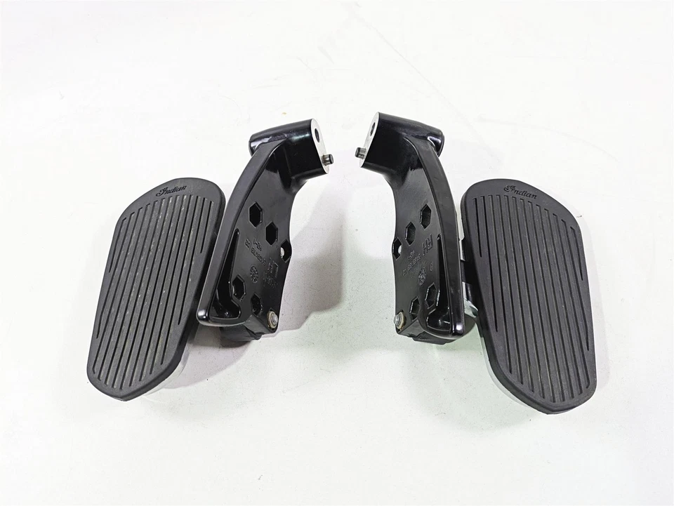 Indian Chieftain Limited 2017 juego de tablero de piso de pasajero trasero 5139179 5139180 Foto 2 de 4