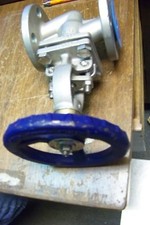 Sharpe Valves 45116 Series Stainless Steel 316 Globe Valve, Bolted Bonnet Inline