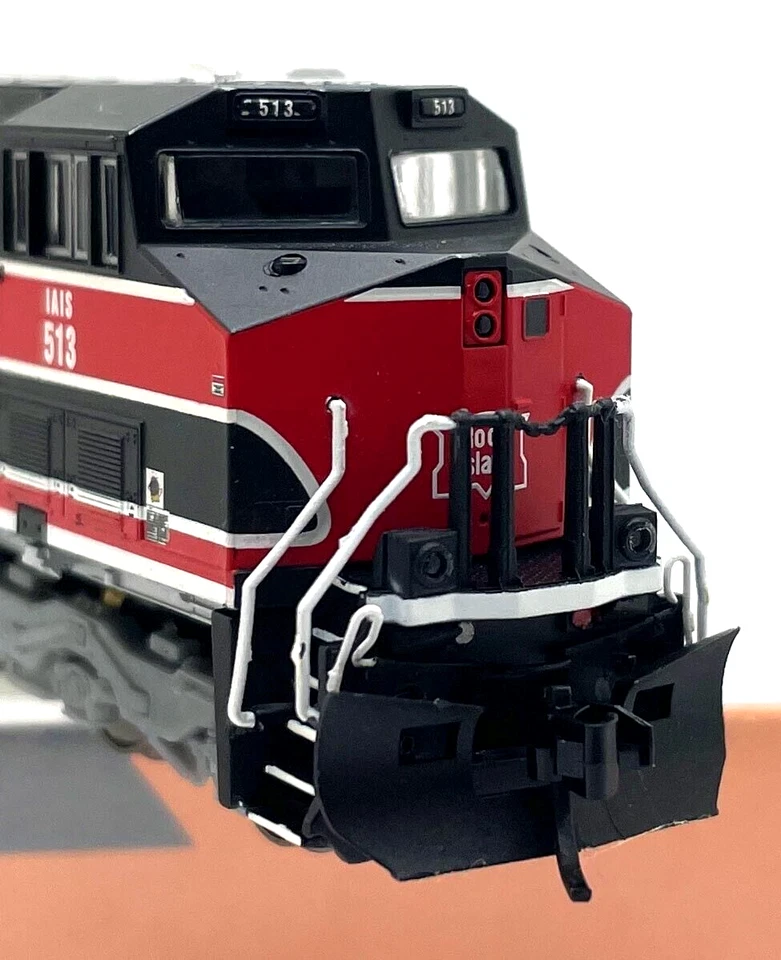 N FOX VALLEY MODELS FVM 70267 ES44AC IOWA INTERSTATE HERITAGE ROCK ISLAND DCC - Image 3 of 3
