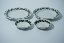 Meissen Weinlaub Speiseteller und Untertasse für Kaffeetasse jeweils 2 St.