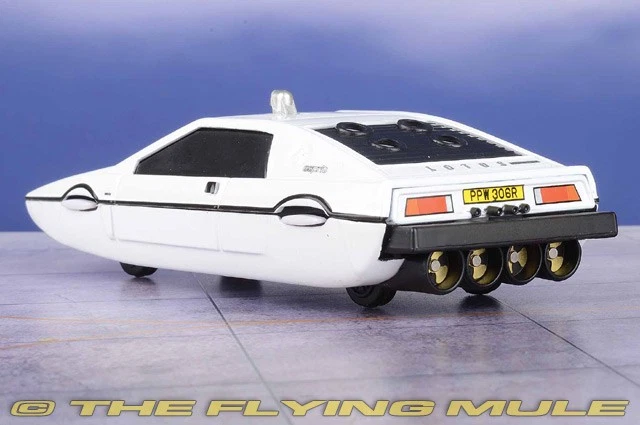 Corgi 1:36 Esprit Submarine James Bond - Image 2 of 4