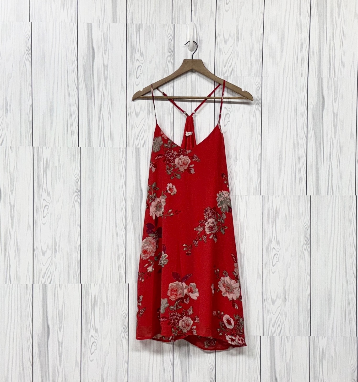 Maurices dress womens size large sleeveless red floral patterned knee length