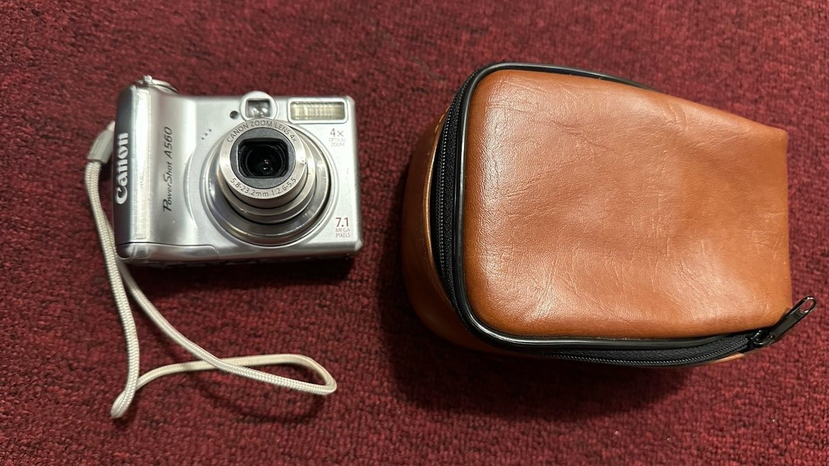 Canon Digital Camera 7.1 Mega Pixel Power Shot A560 PC1229 With SD