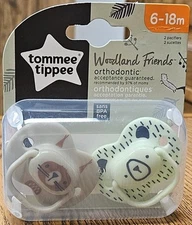 Tommee Tippee Woodland Friends Orthodontic Pacifier - 2 Pack, Travel Case 6-18 m