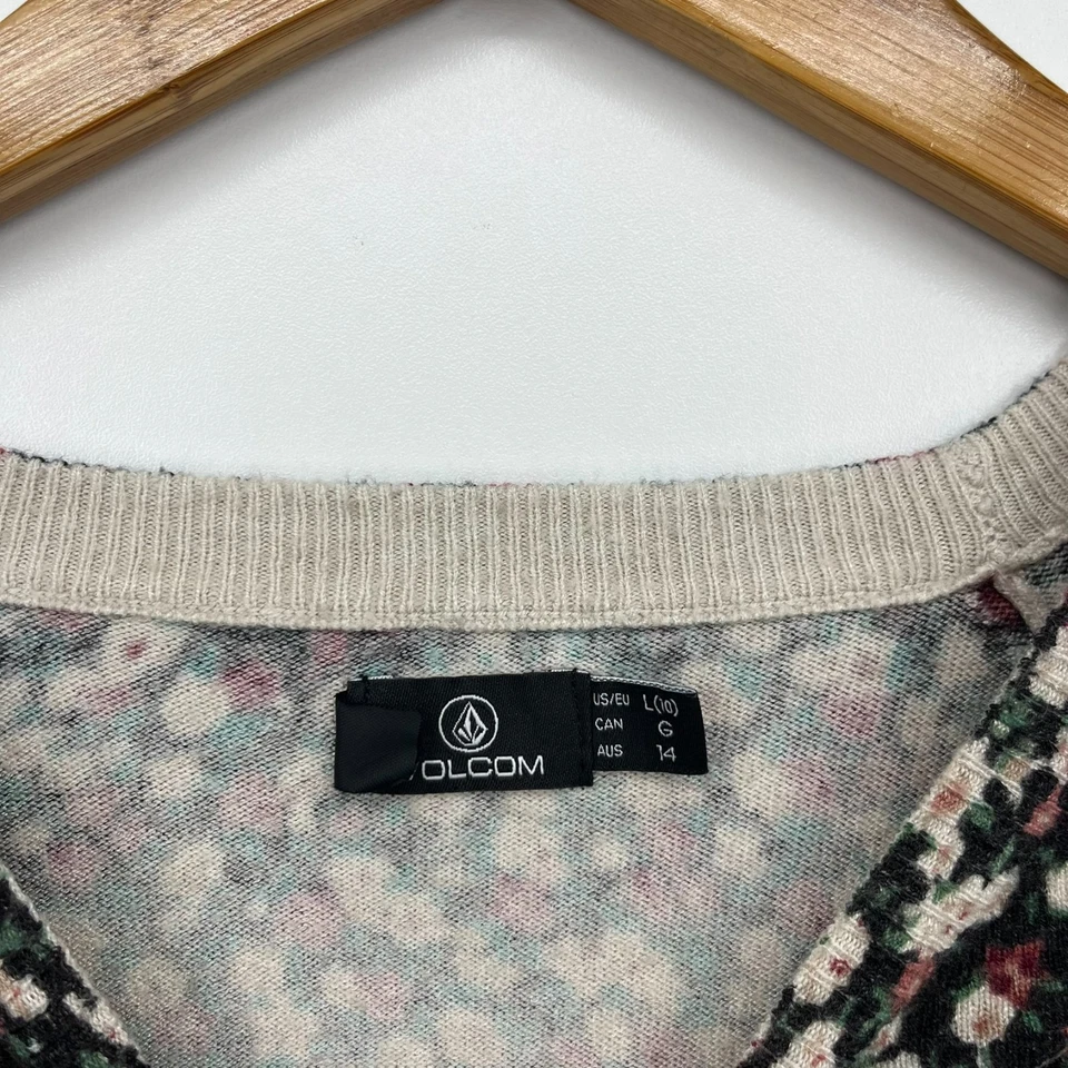 Volcom Sweater Women's Size L Multicolor Floral Print Crew Neck Viscose Blend - Image 4 of 4