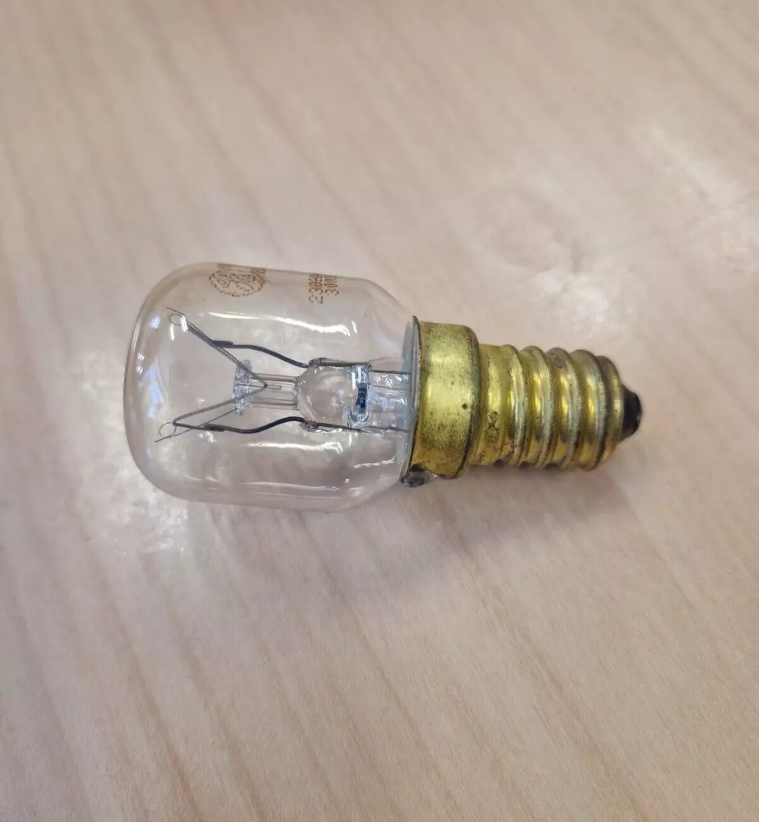 LOGIK CURRYS OVEN LAMP BULB 25w 300 PACK OF 2 GENUINE