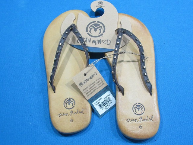 ocean minded oumi flip flops