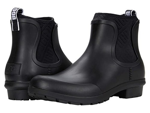 UGG Women's Chevonne Ankle Sheepskin 