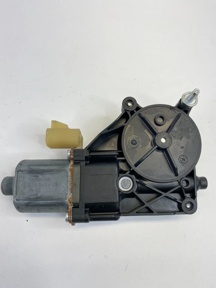 2007-2016 吉姆西阿卡迪亚右后后动力门窗电机 0130822364 原始设备制造商 — 第 3/4 张图片