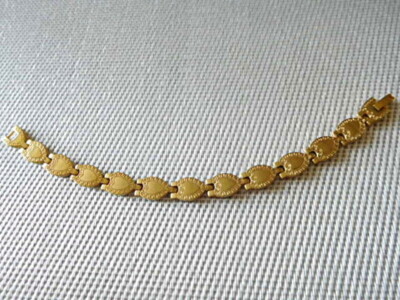 (03387) Wolframarmband - goldfarben - magnetische Elemente - sehenswert !!!