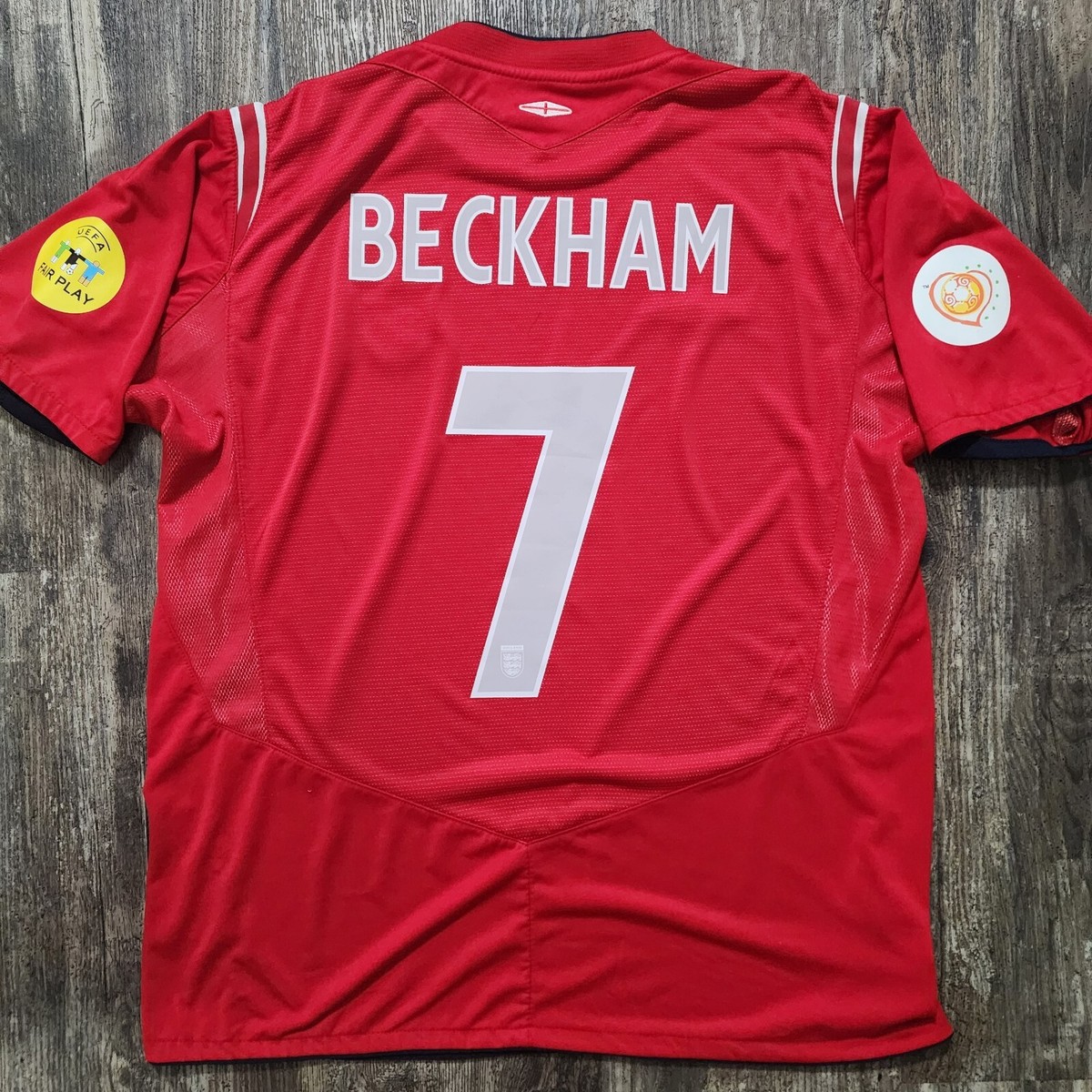 2004 Umbro England Away Soccer Jersey David Beckham Men L