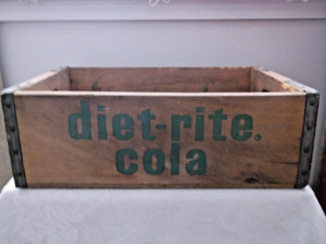 Vintage 1963 Diet-Rite Cola Soda Pop Wooden Bottle Crate Carrier York PA