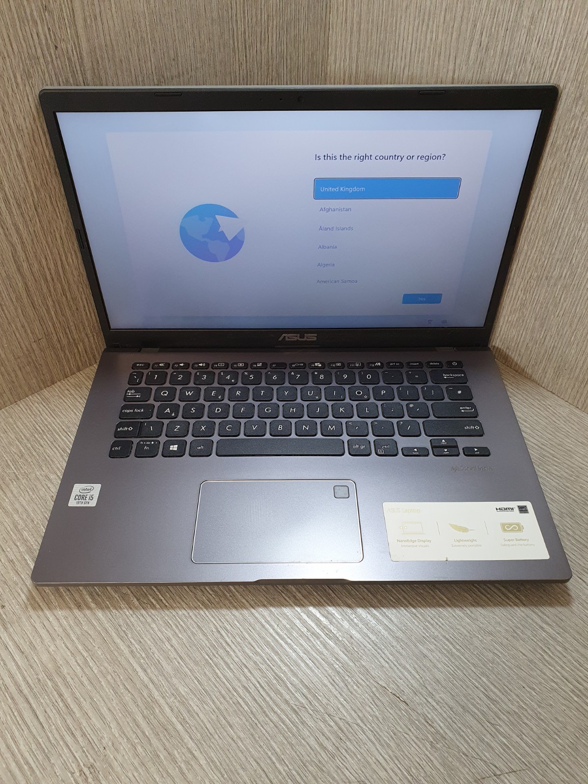 Asus VivoBook 14 X409JA i5-1035G1 @ 1,0GHz 8GB DDR4 250GB NVMe Grade C EA1901