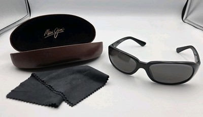 Maui Jim Navigator MJ 110 02 Black Frame + Grey Polarized Sunglasses + Case