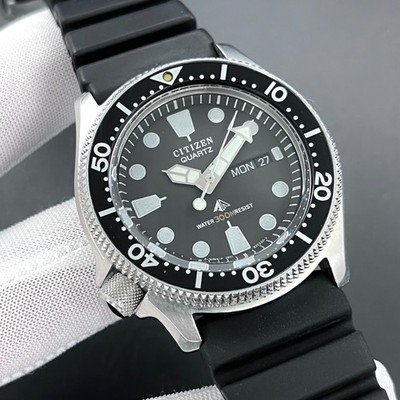 Vintage Citizen Promaster ''Destro'' Diver 300M Japan Men Quartz Watch 2855-265980