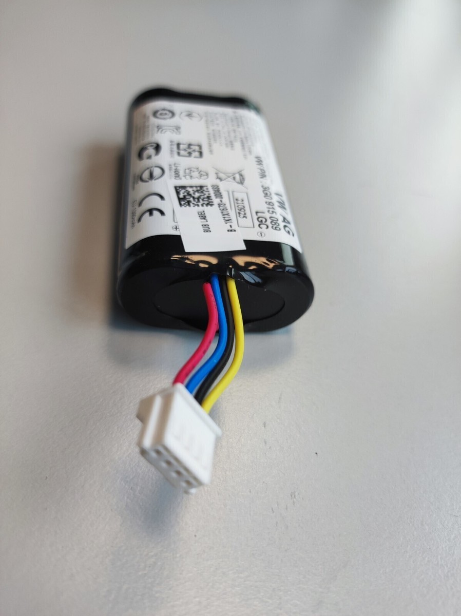 NEU Original Audi A1 GB Q3 F3 Seat Leon Batterie für  