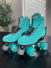 Evoke Crazy Ladies Indoor/Outdoor Roller Skates – Size 8 Women / Size 7 Men