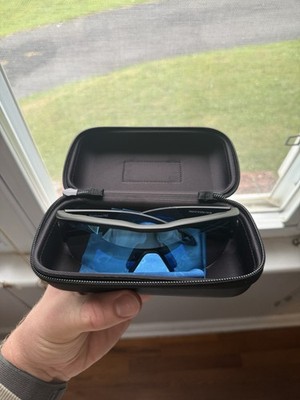 Costa Del Mar Pilothouse Sunglasses Matte Dark Gunmetal/Blue Mirror, 580Plastic