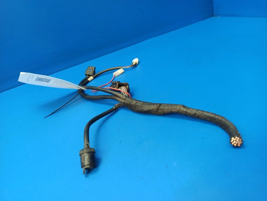 Mercedes-Benz wiring harness loom plug connector socket 0095451728 