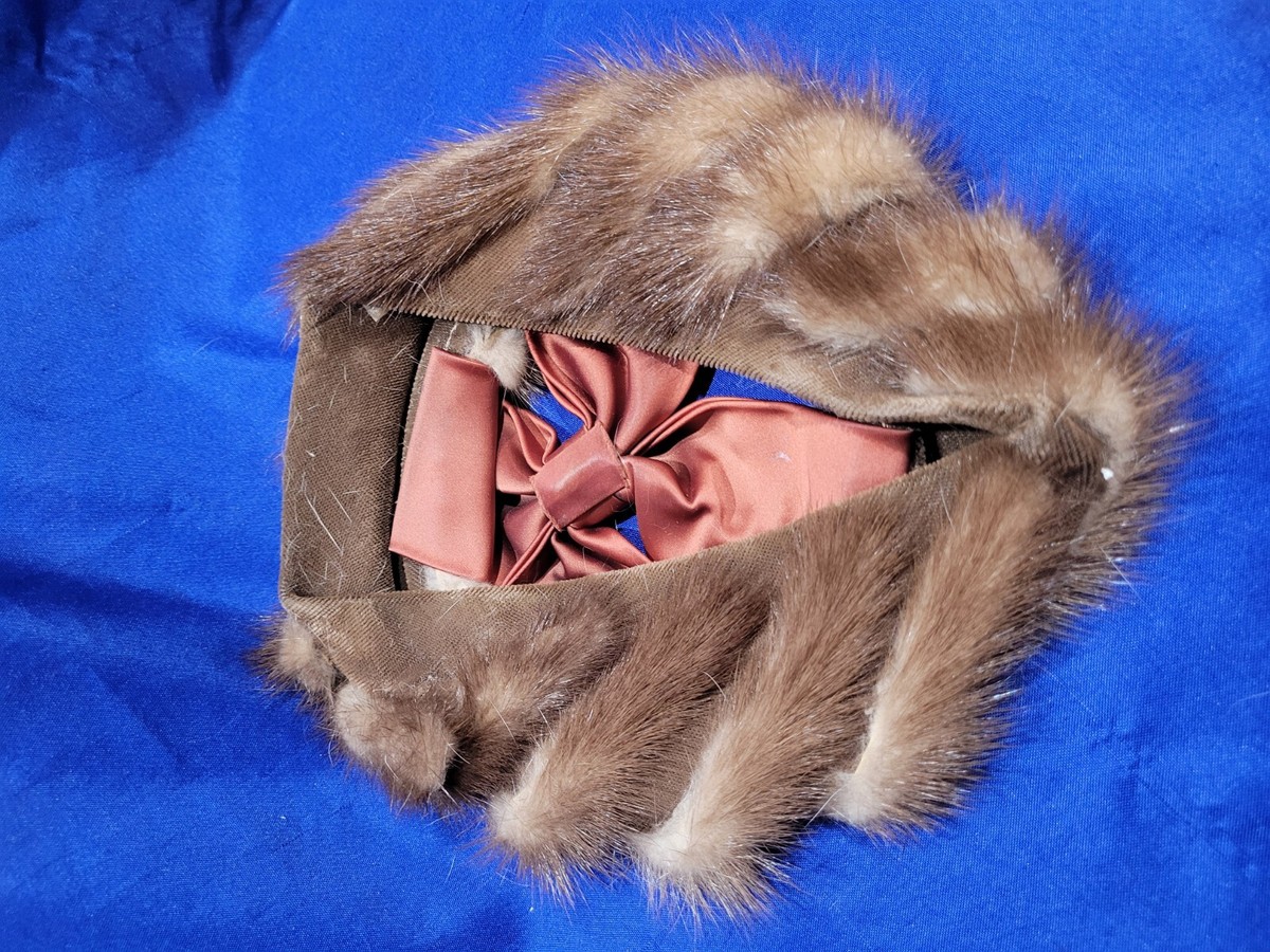 1950s Mink Fur‎ & Satin Headband Vintage Mink Fur Headband Hat with Satin Bow 1950s 1960s  main image 2