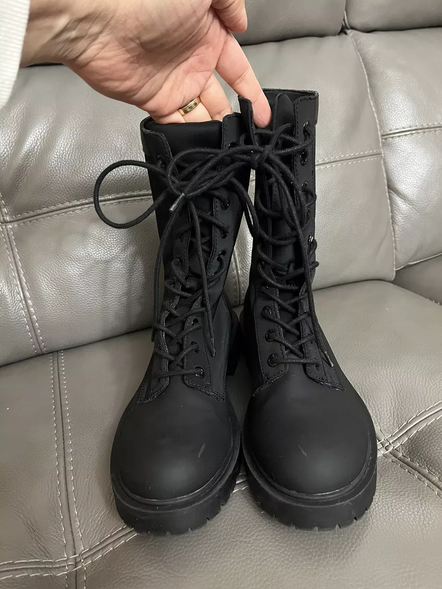 Zara hotsell military boots