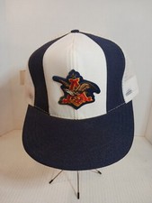 Vintage ANHEUSER BUSCH Mesh SnapBack Trucker Hat Cap Patch Made In USA