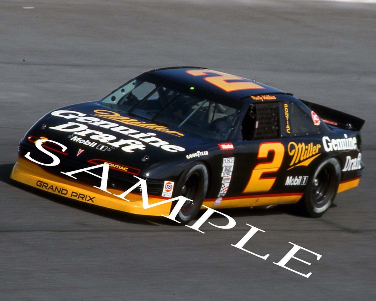 RUSTY WALLACE 1991 #2 MILLER GENUINE DRAFT PONTIAC ON TRACK 8X10