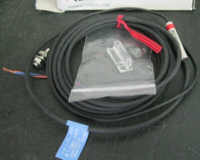 Keyence EM-005P  Sensor