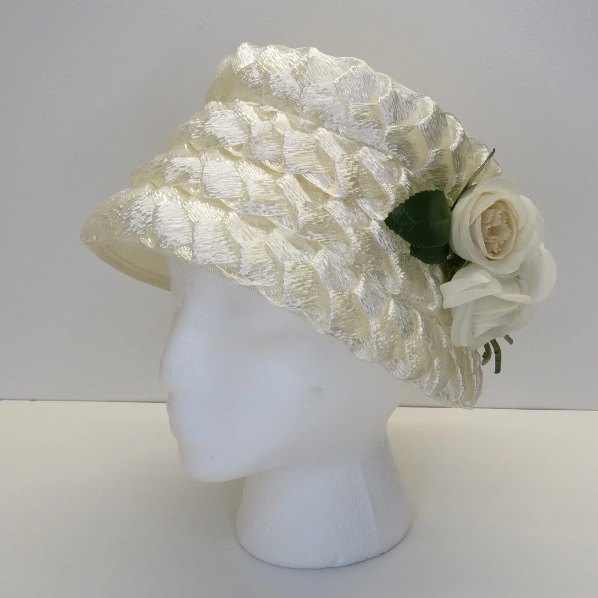 Cloche White 1960s Vintage Hats for Women for sale | eBay display picture 1