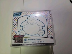 Pokémon Center Scarlet & Violet 151 Elite Trainer Box