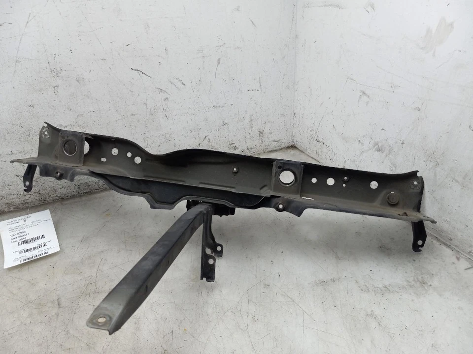 03 04 05 TOYOTA ECHO BARRA DE AMARRE CENTRAL SUPERIOR CON PESTILLO Foto 3 de 4